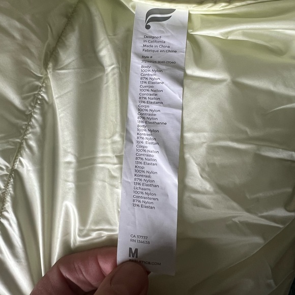 Fabletics Elliot Packable Puffer Vest size M - Picture 4 of 6